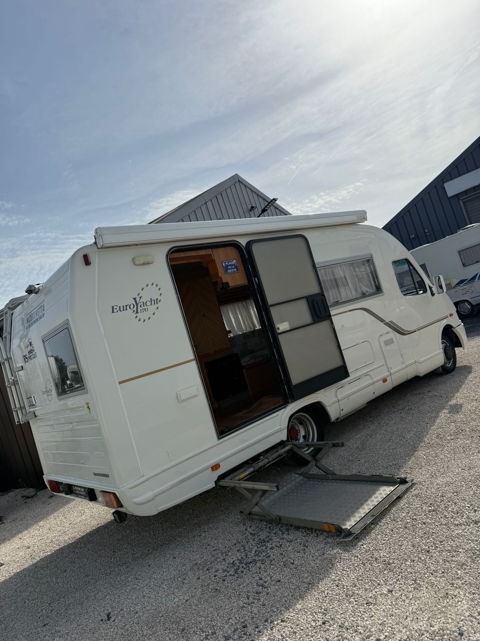 
								Fiat Mobilvetta PMR full									